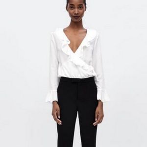 NWOT Zara white ruffles long sleeve bodysuit